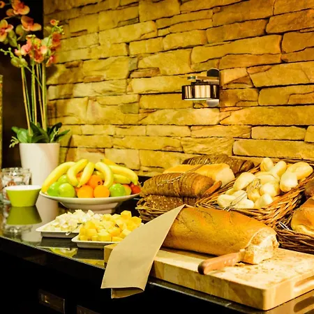 埃尊多恩弗莱彻酒店 - 餐厅 酒店 特海登