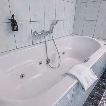 Fletcher - Restaurant Elzenduin Hotell 4*