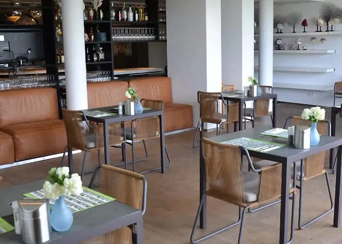 Fletcher - Restaurant Elzenduin מלון