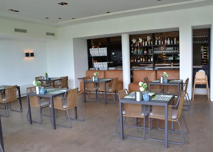 Fletcher - Restaurant Elzenduin מלון