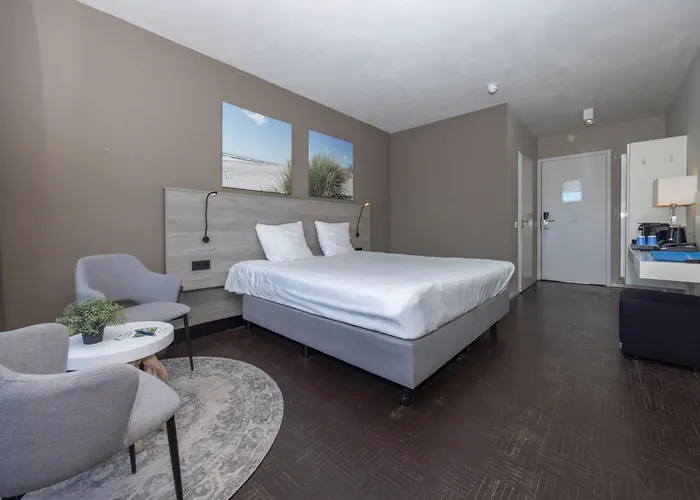 Fletcher - Restaurant Elzenduin 4* 테르 하이데